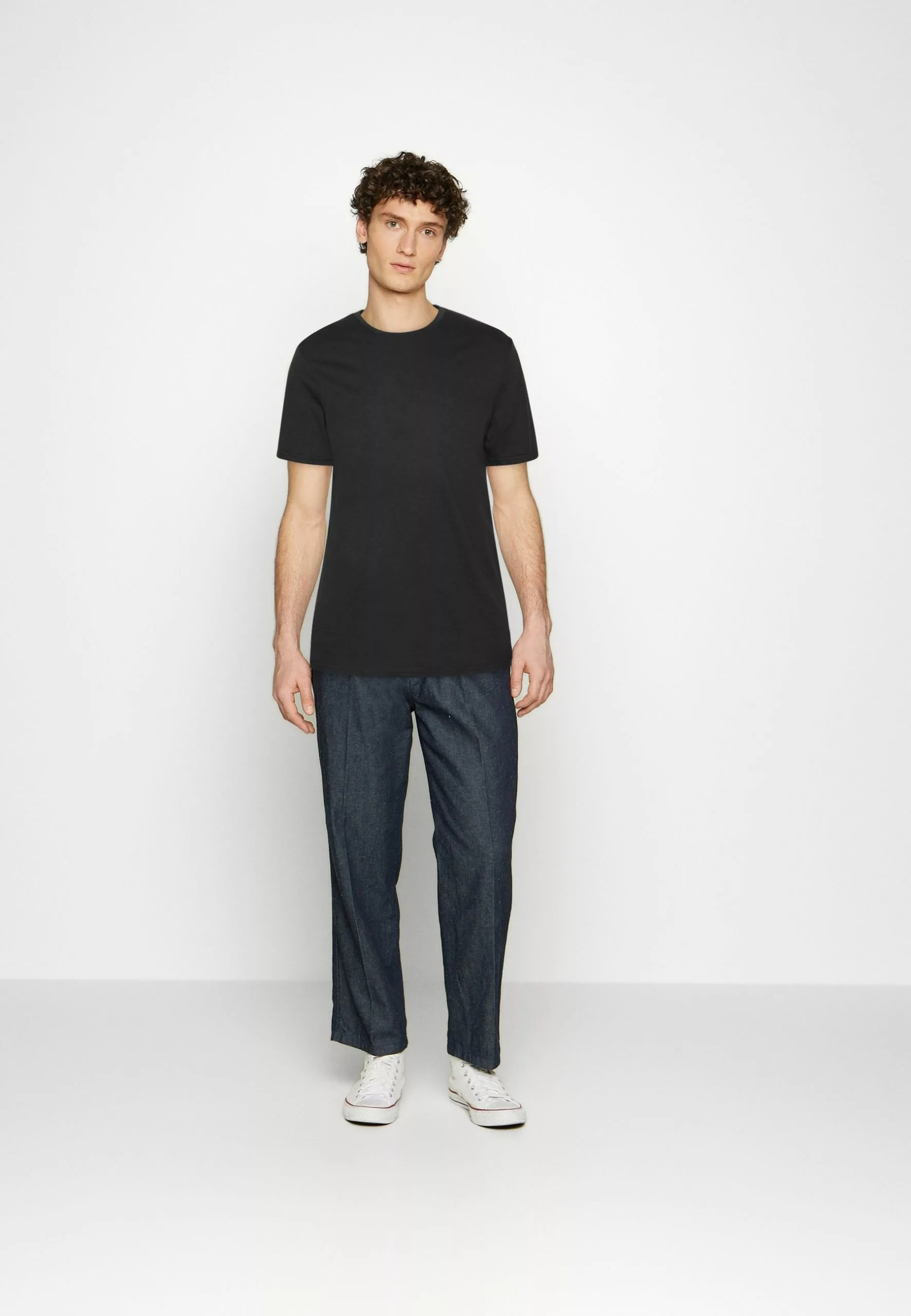 Pier One 5 Pack - T-Shirts - White/Off-White/Light Grey/Beige/Black