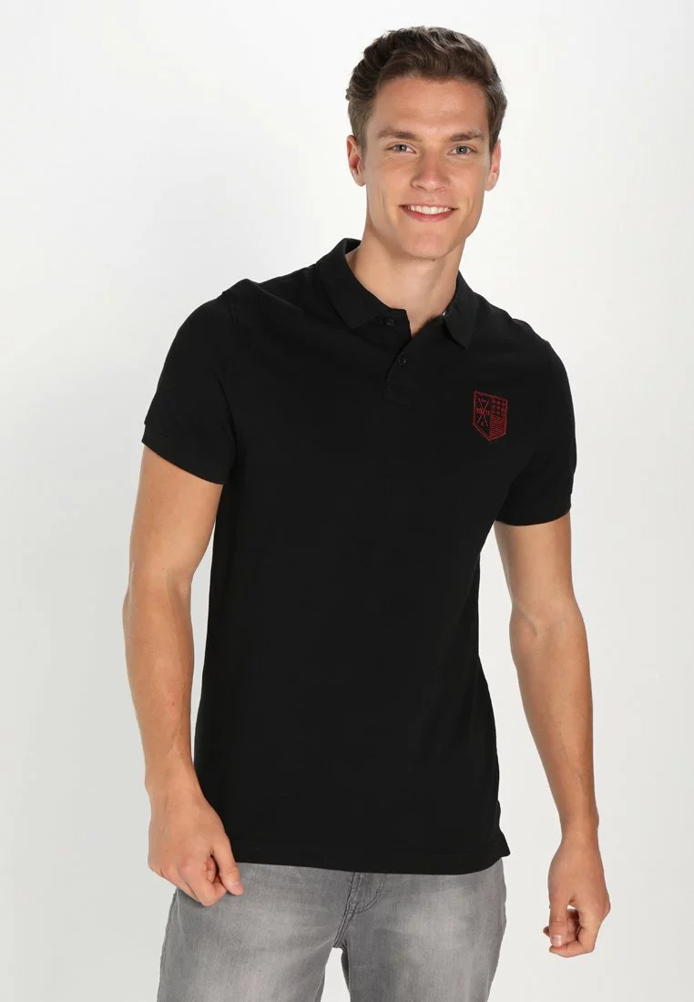 Pier One Poloskjorter - Black