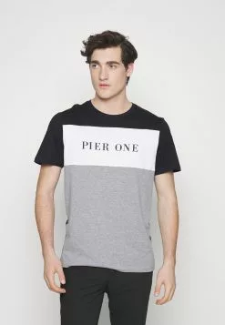 Pier One T-Shirts Med Print -Black